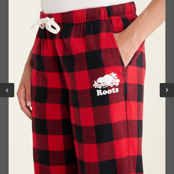 Roots Buffalo Plaid pajama pants with pockets - Picture 3 of 4